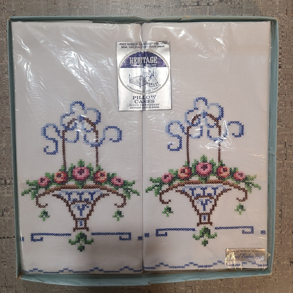 Heritage Embroidered Pillow Cases💙